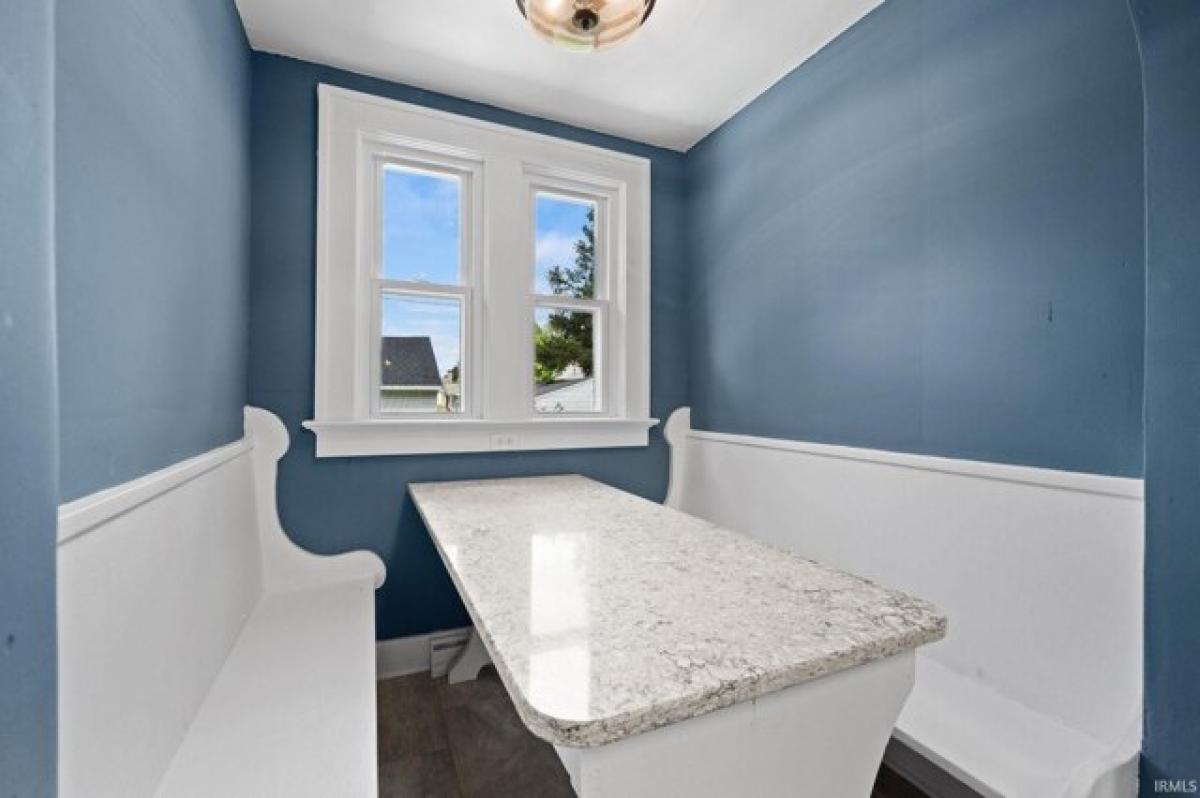 Picture of Home For Sale in Fort Wayne, Indiana, United States