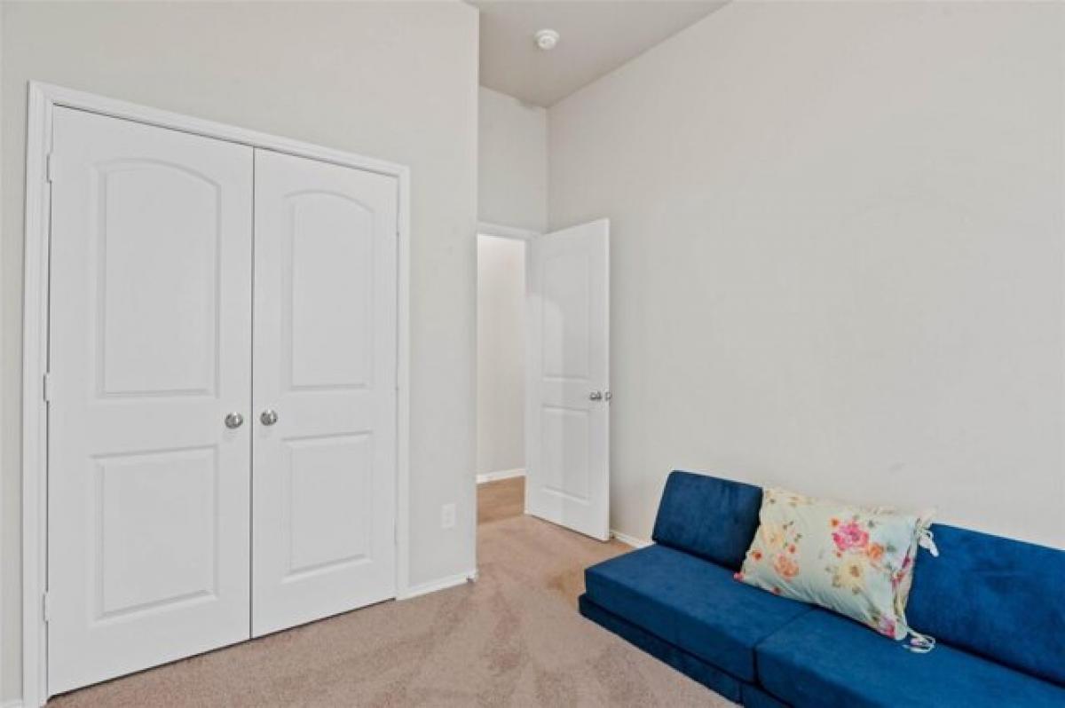 Picture of Home For Sale in Weatherford, Texas, United States