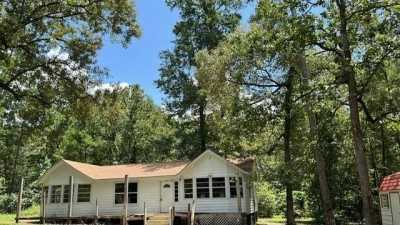 Home For Sale in Montgomery, Texas