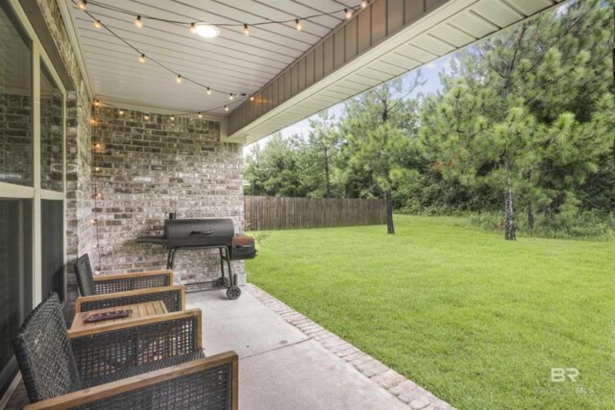 Picture of Home For Sale in Foley, Alabama, United States