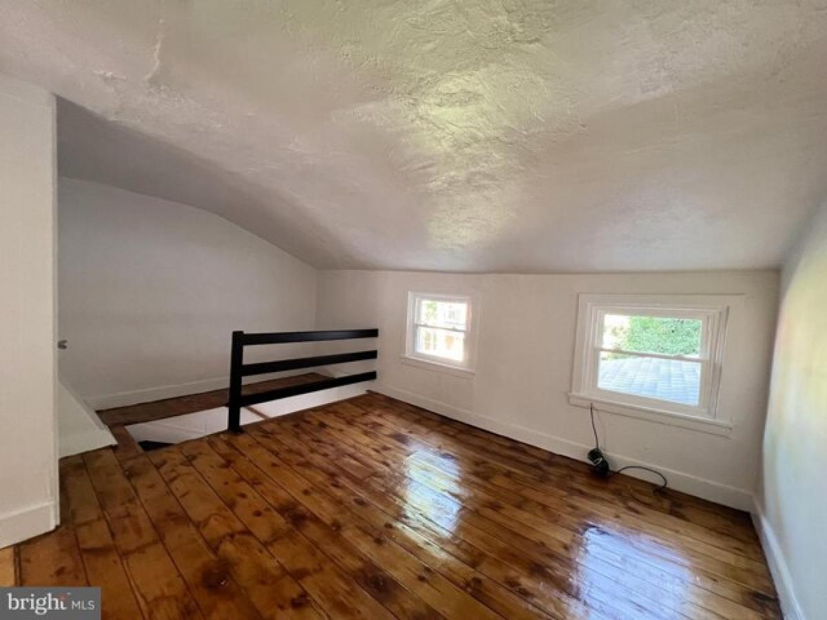 Picture of Home For Sale in Lancaster, Pennsylvania, United States