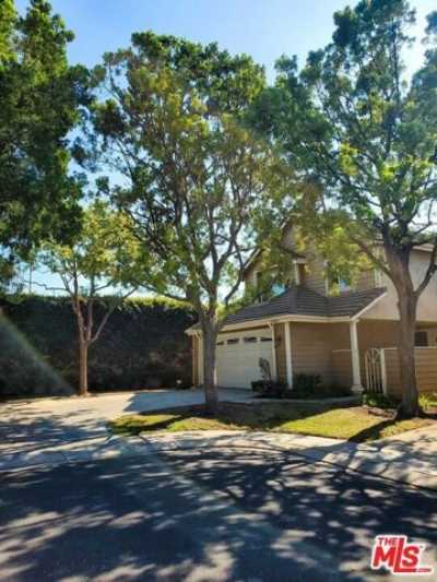 Home For Sale in Inglewood, California
