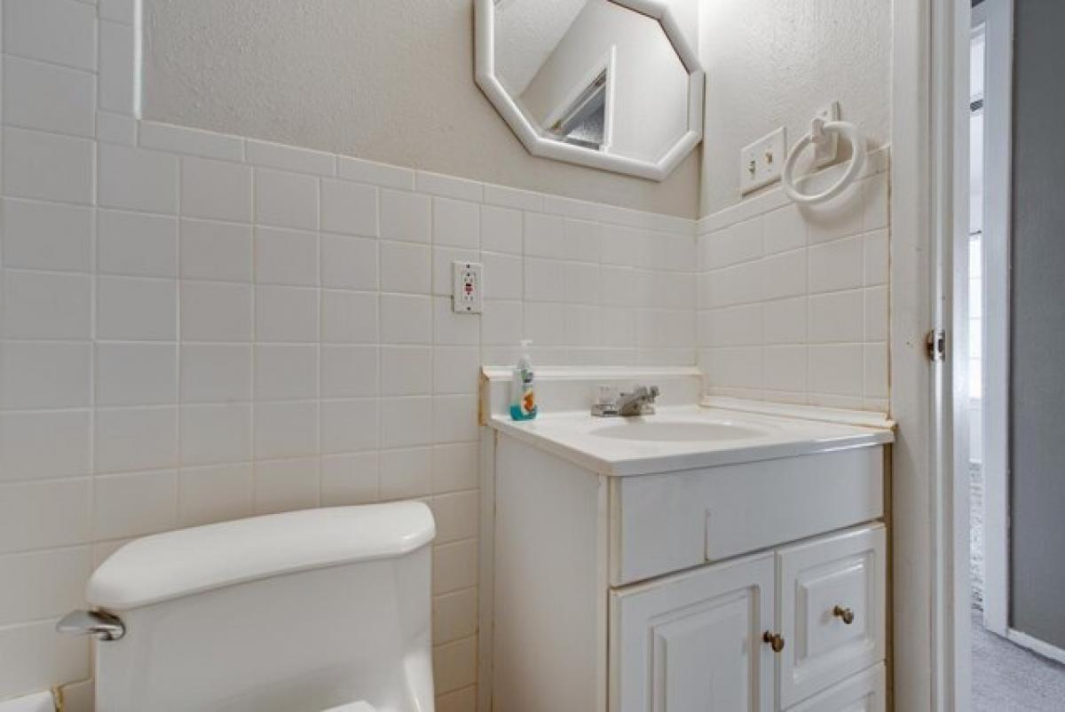 Picture of Home For Sale in Big Spring, Texas, United States