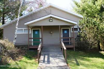 Home For Sale in Tobyhanna, Pennsylvania