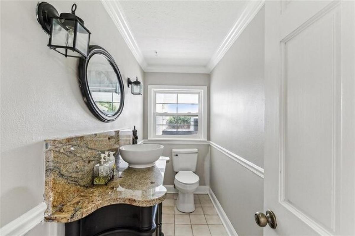 Picture of Home For Sale in Metairie, Louisiana, United States