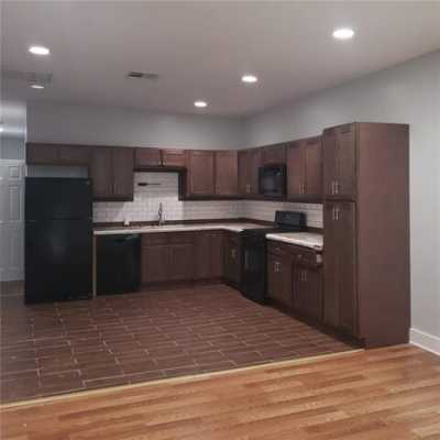 Home For Sale in Metairie, Louisiana