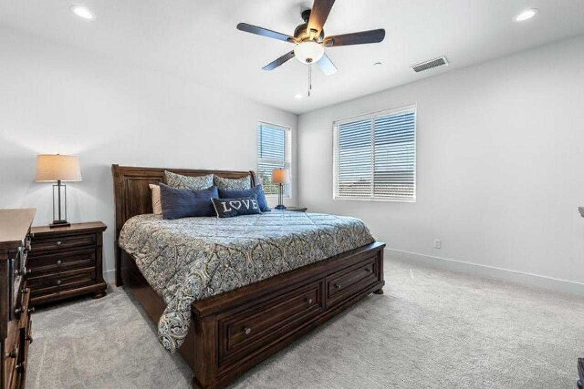 Picture of Home For Sale in Madera, California, United States