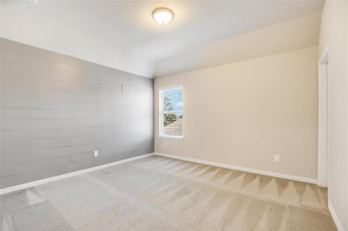 Picture of Home For Sale in Buda, Texas, United States