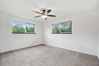 Home For Sale in Washougal, Washington