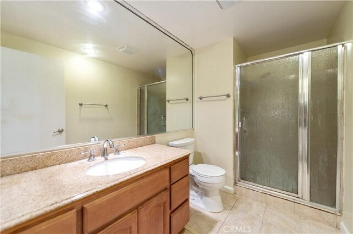 Picture of Home For Sale in Irvine, California, United States