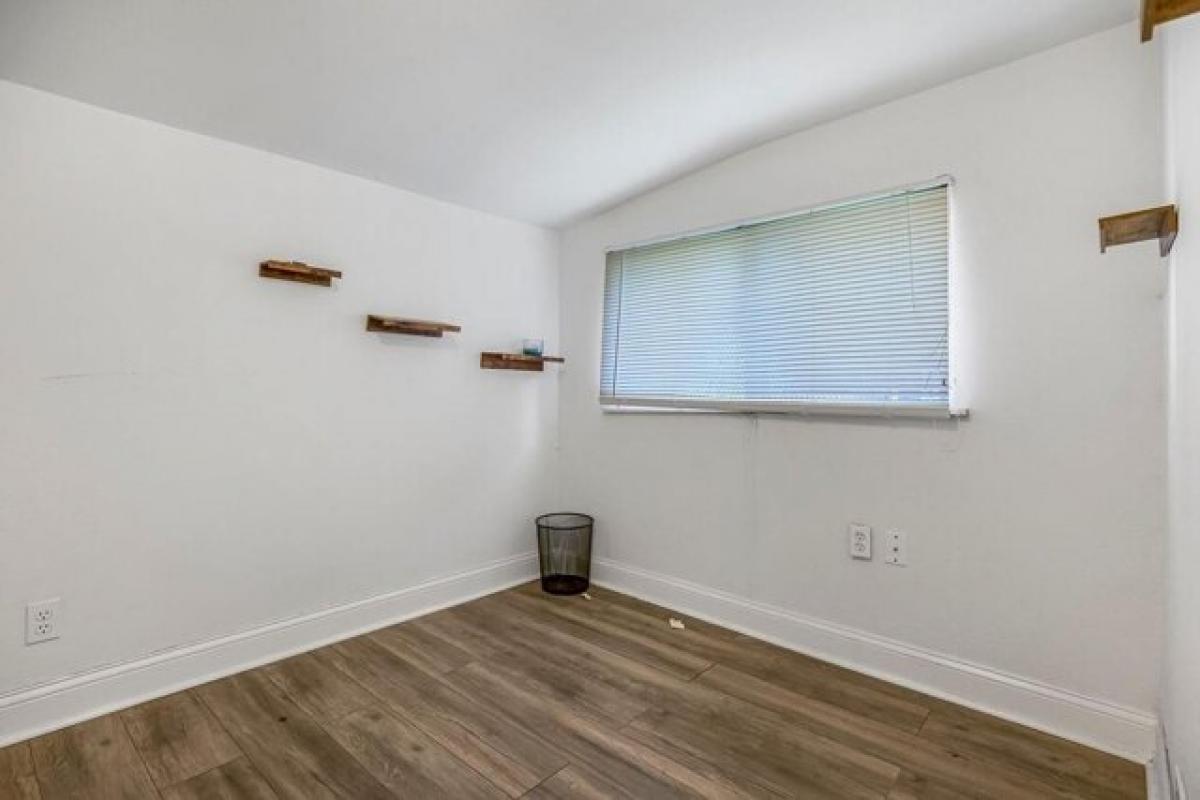 Picture of Home For Sale in Kansas City, Kansas, United States