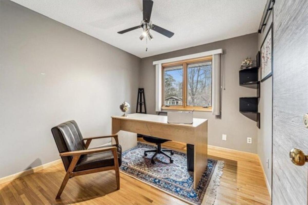 Picture of Home For Sale in Minnetonka, Minnesota, United States