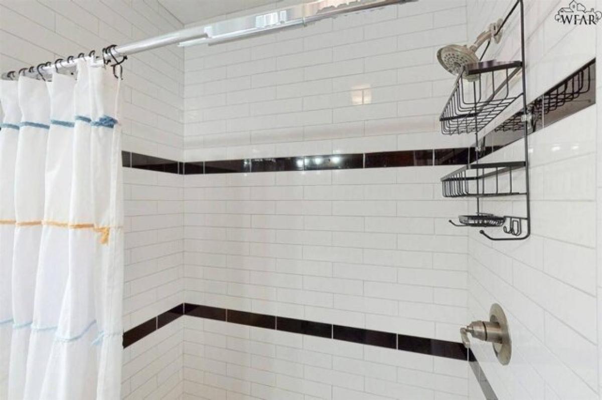 Picture of Home For Sale in Wichita Falls, Texas, United States