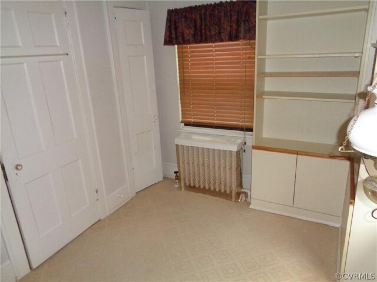 Picture of Home For Sale in Hopewell, Virginia, United States