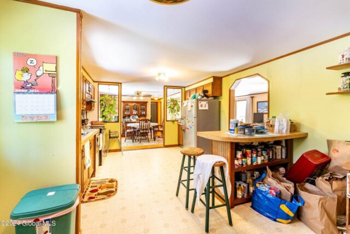 Picture of Home For Sale in Troy, New York, United States