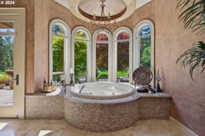 Home For Sale in Ridgefield, Washington