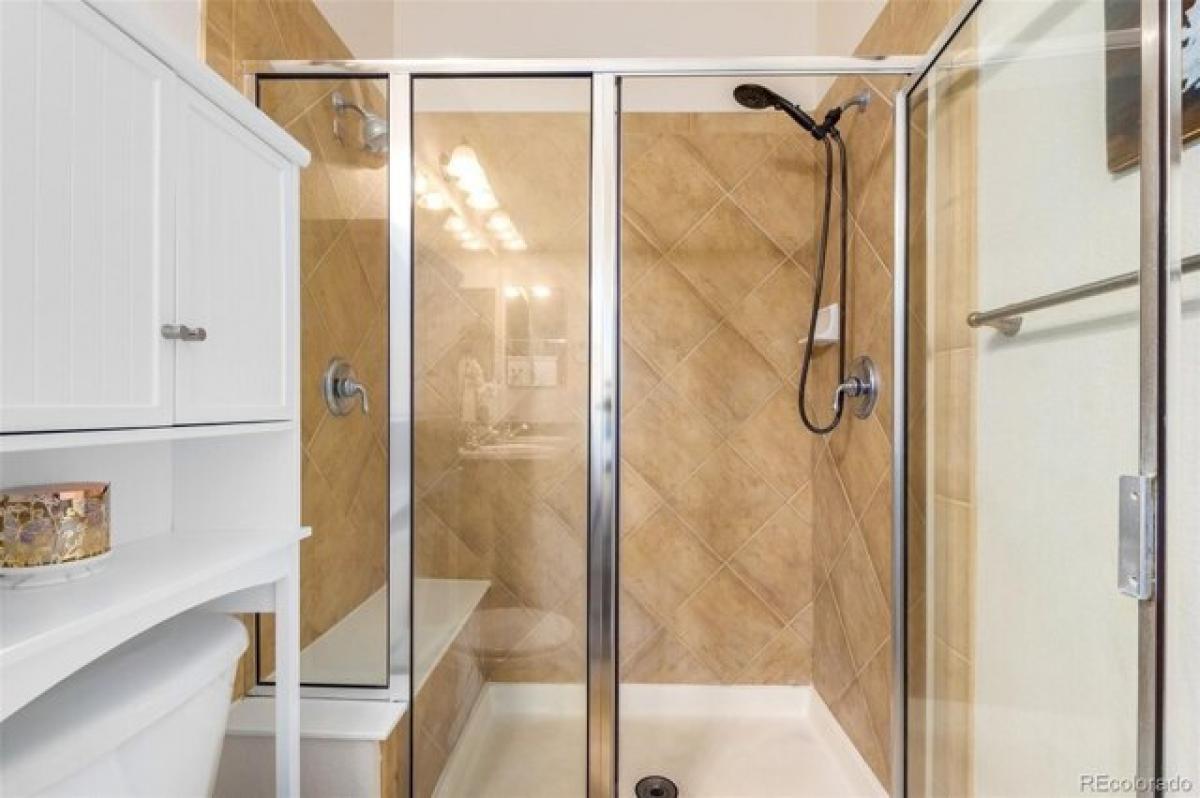 Picture of Home For Sale in Parker, Colorado, United States