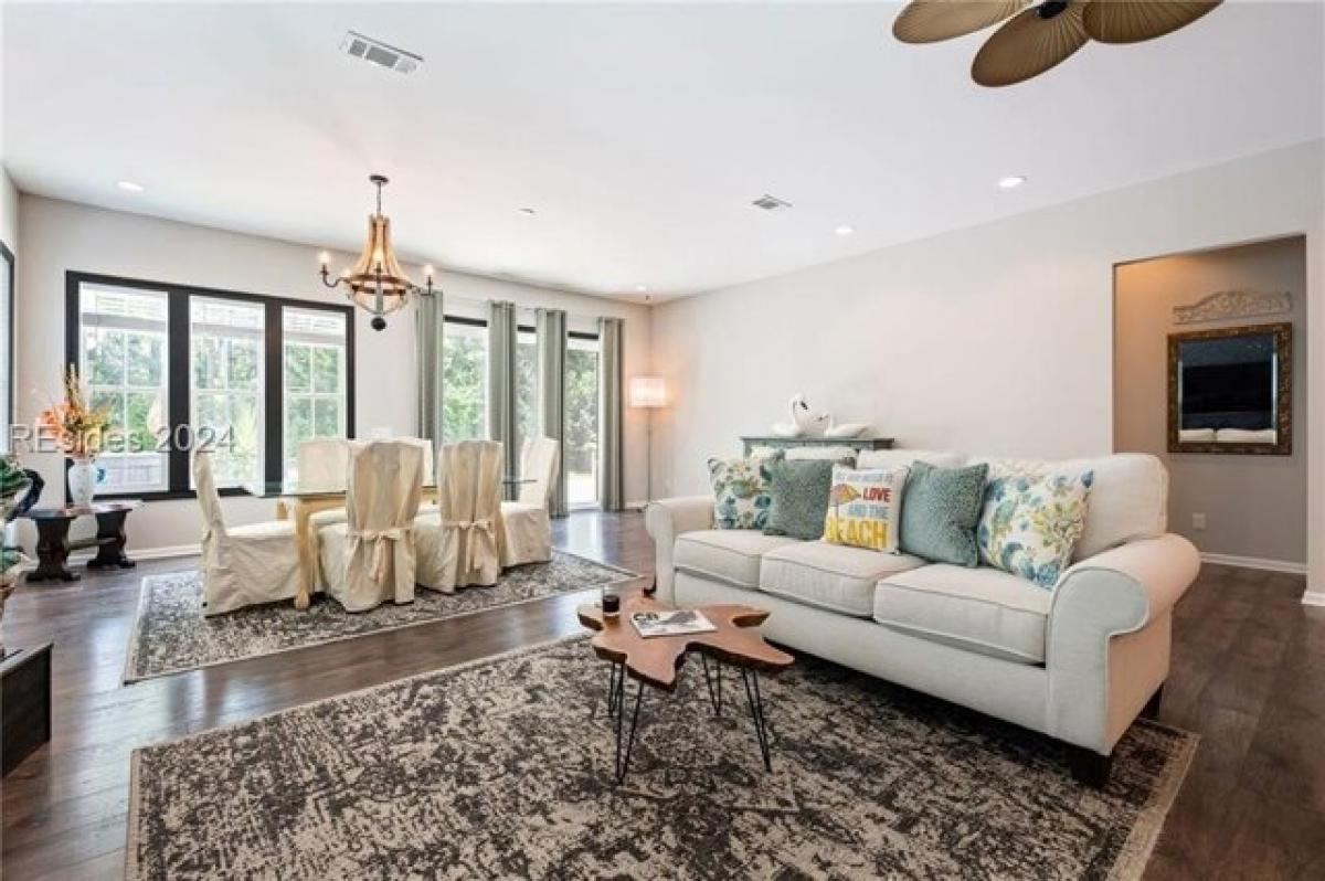 Picture of Home For Sale in Bluffton, South Carolina, United States