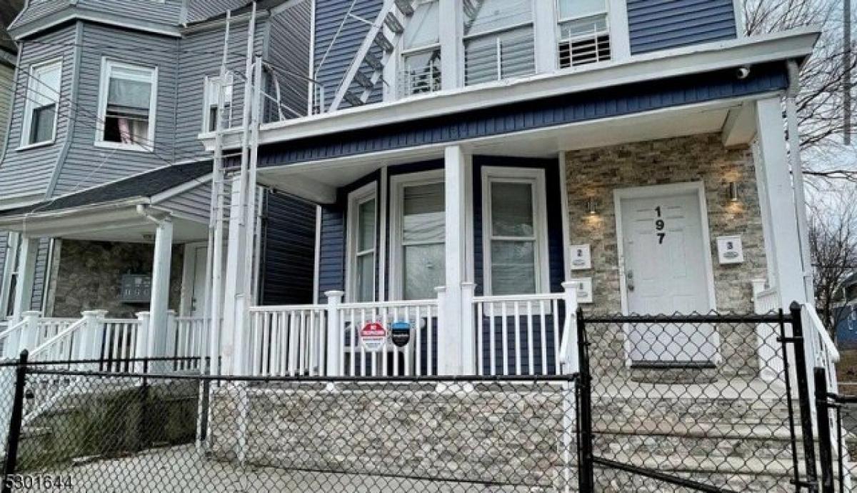 Picture of Home For Rent in Newark, New Jersey, United States
