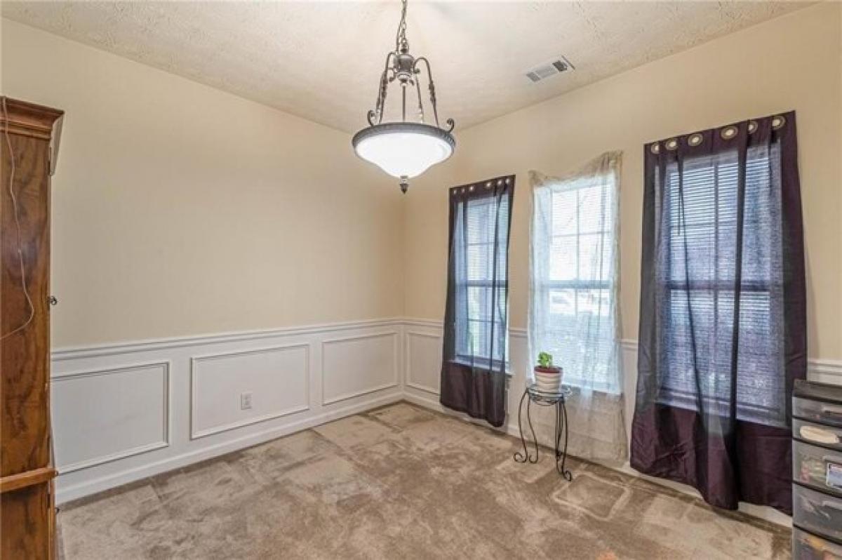 Picture of Home For Sale in Union City, Georgia, United States