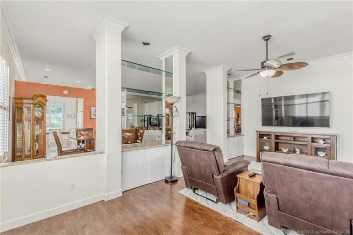 Picture of Home For Sale in Hobe Sound, Florida, United States