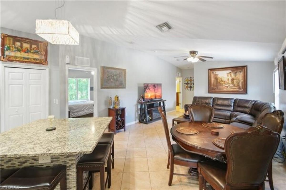 Picture of Home For Sale in Bonita Springs, Florida, United States