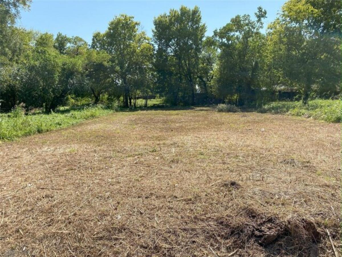 Picture of Residential Land For Sale in Houston, Texas, United States