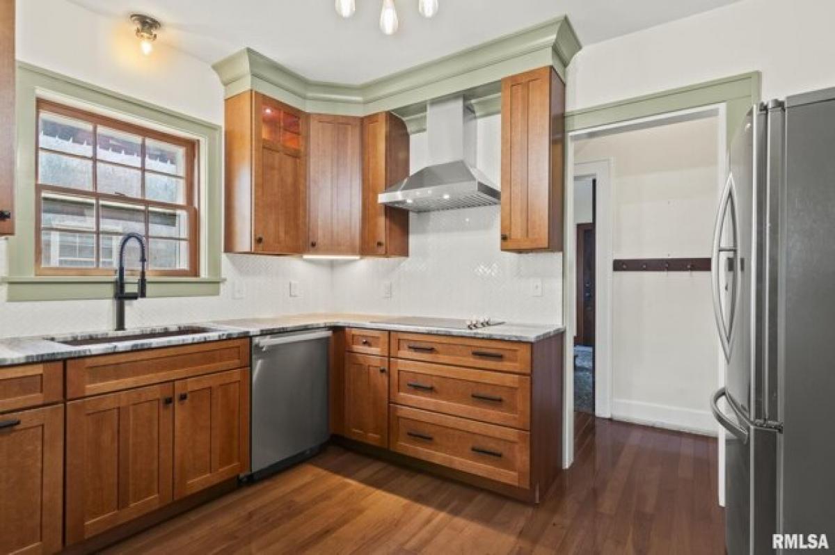 Picture of Home For Sale in Springfield, Illinois, United States