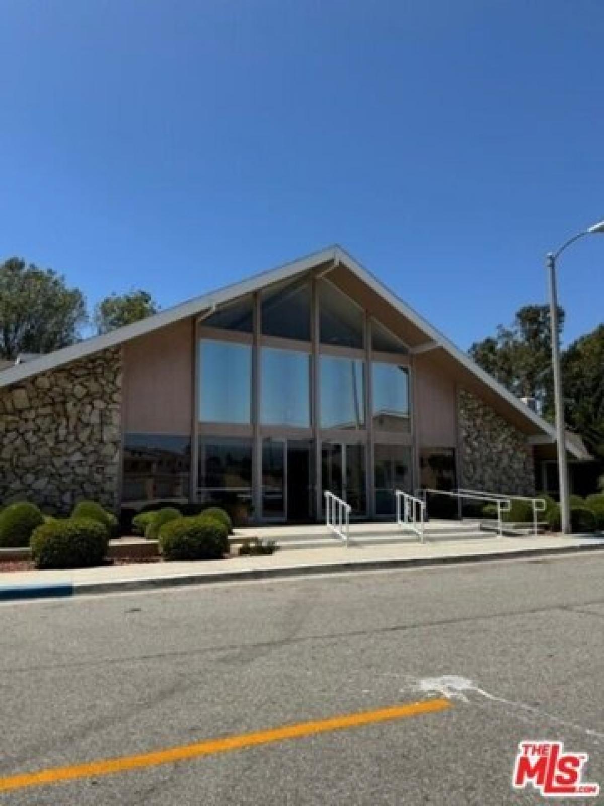 Picture of Home For Sale in Inglewood, California, United States
