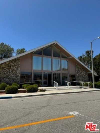 Home For Sale in Inglewood, California