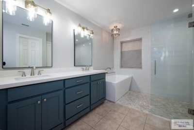 Home For Sale in Harlingen, Texas