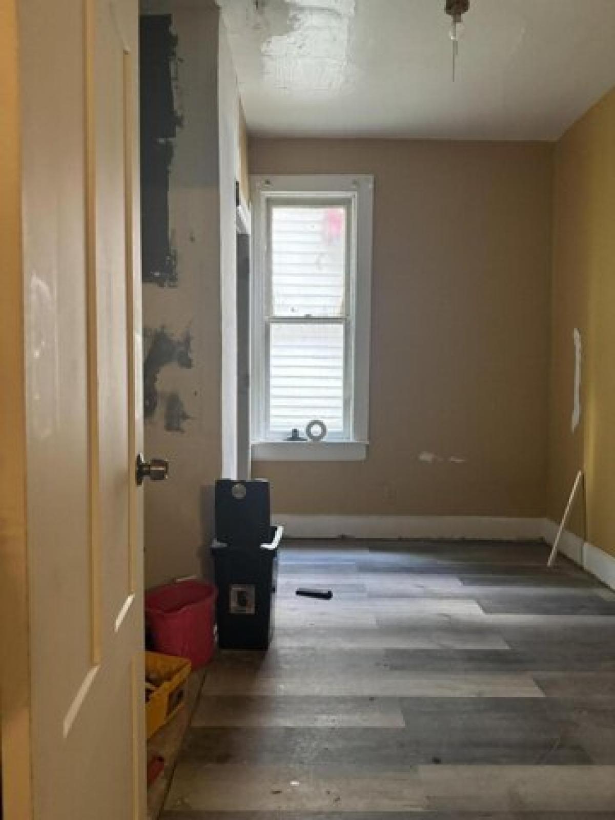 Picture of Home For Sale in Milwaukee, Wisconsin, United States