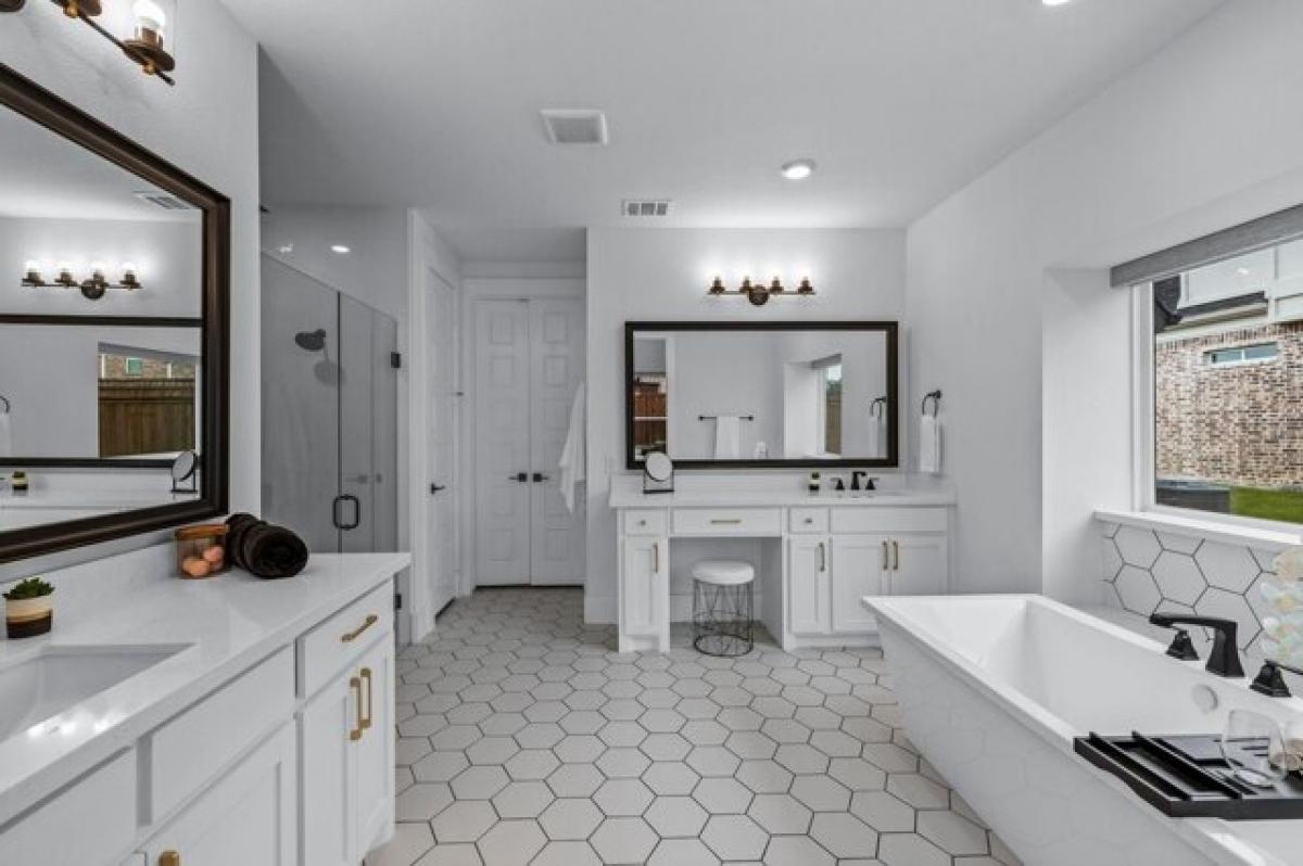 Picture of Home For Sale in Frisco, Texas, United States