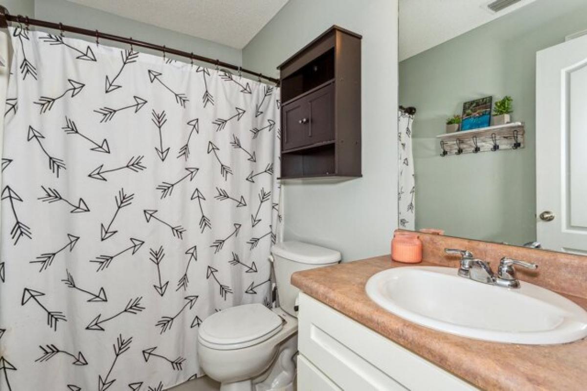 Picture of Home For Sale in Milton, Florida, United States