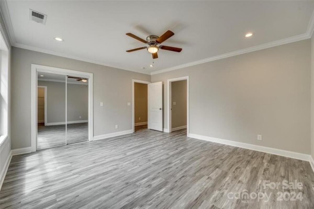 Picture of Home For Sale in Lancaster, South Carolina, United States