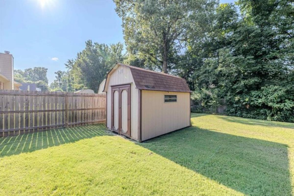 Picture of Home For Sale in Bartlett, Tennessee, United States