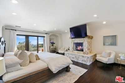 Home For Sale in Malibu, California
