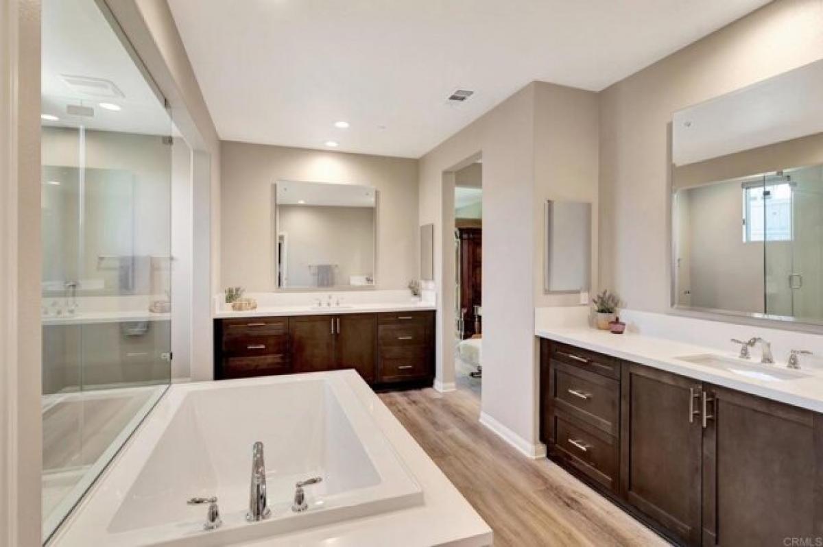 Picture of Home For Sale in Escondido, California, United States