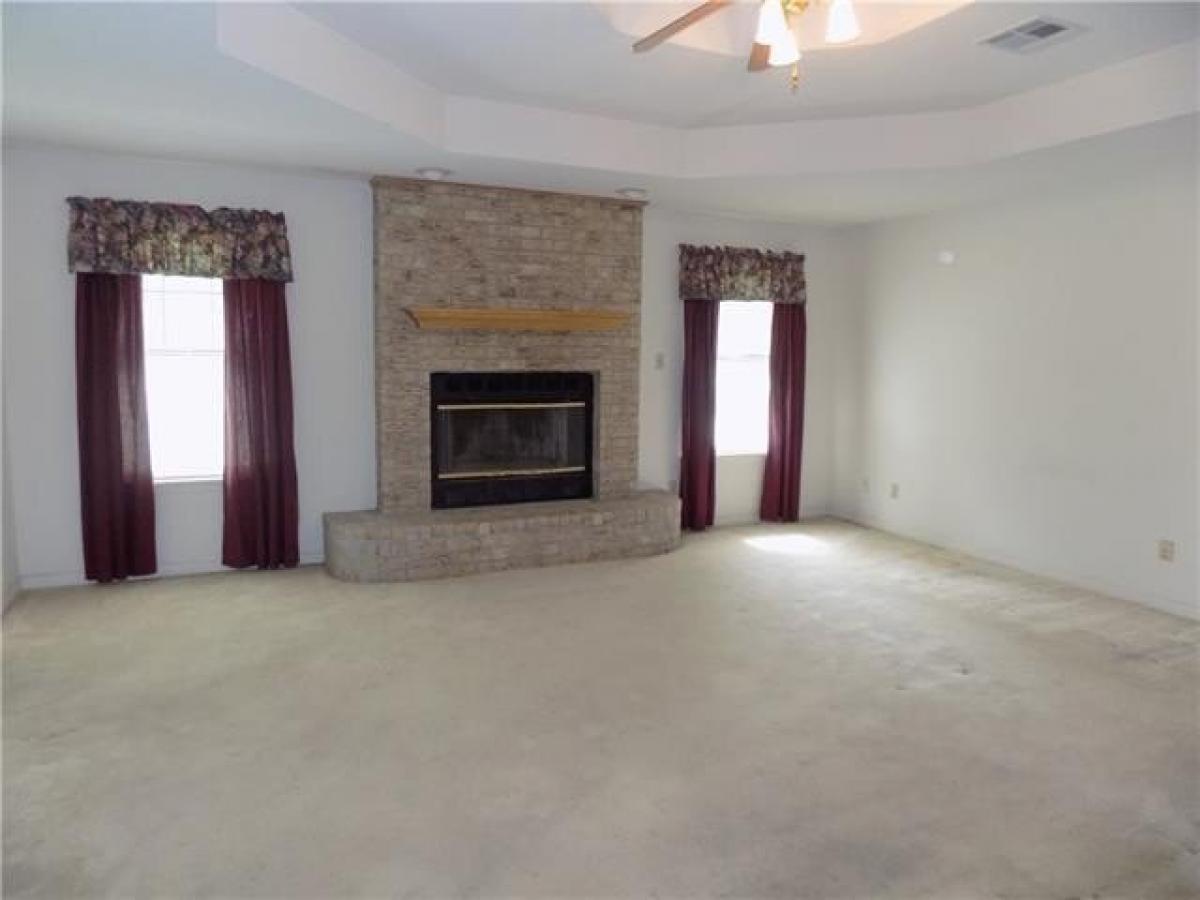 Picture of Home For Sale in Pineville, Louisiana, United States