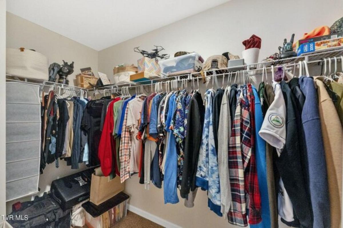 Picture of Home For Sale in Kingsport, Tennessee, United States