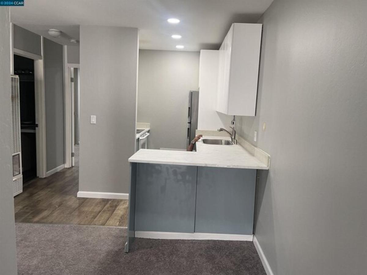 Picture of Home For Sale in Walnut Creek, California, United States