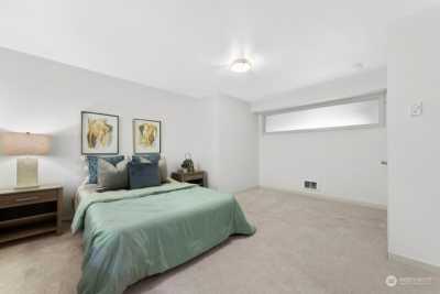 Home For Sale in Bellevue, Washington