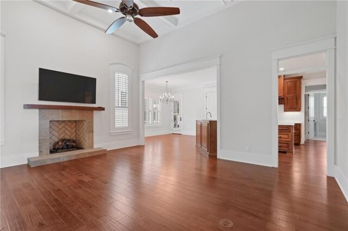 Picture of Home For Sale in Saint Simons Island, Georgia, United States