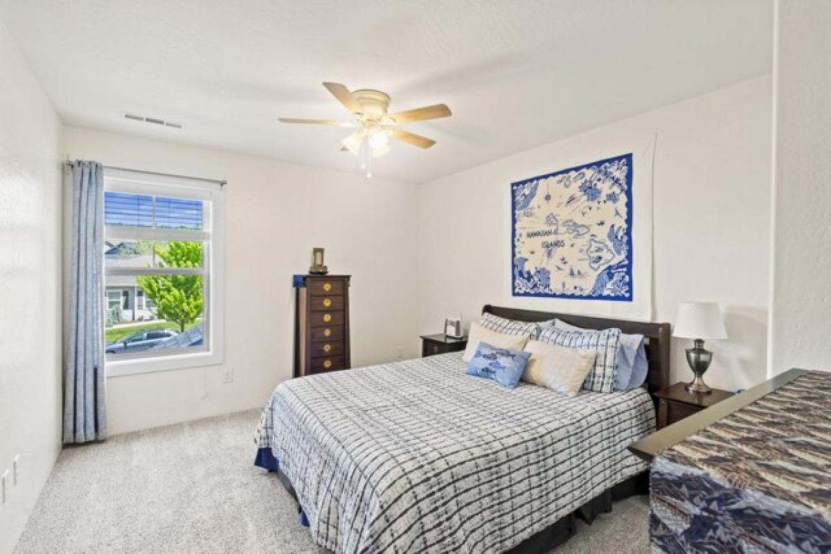 Picture of Home For Sale in Medford, Oregon, United States