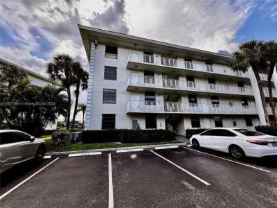 Home For Rent in Davie, Florida