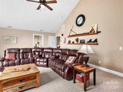 Home For Sale in Waynesville, North Carolina