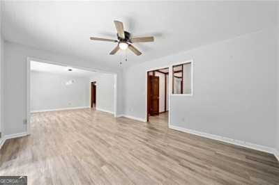 Home For Sale in Lilburn, Georgia