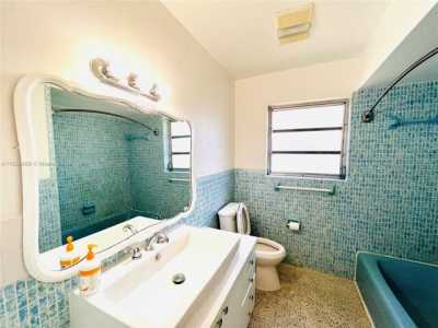 Home For Sale in Pembroke Pines, Florida