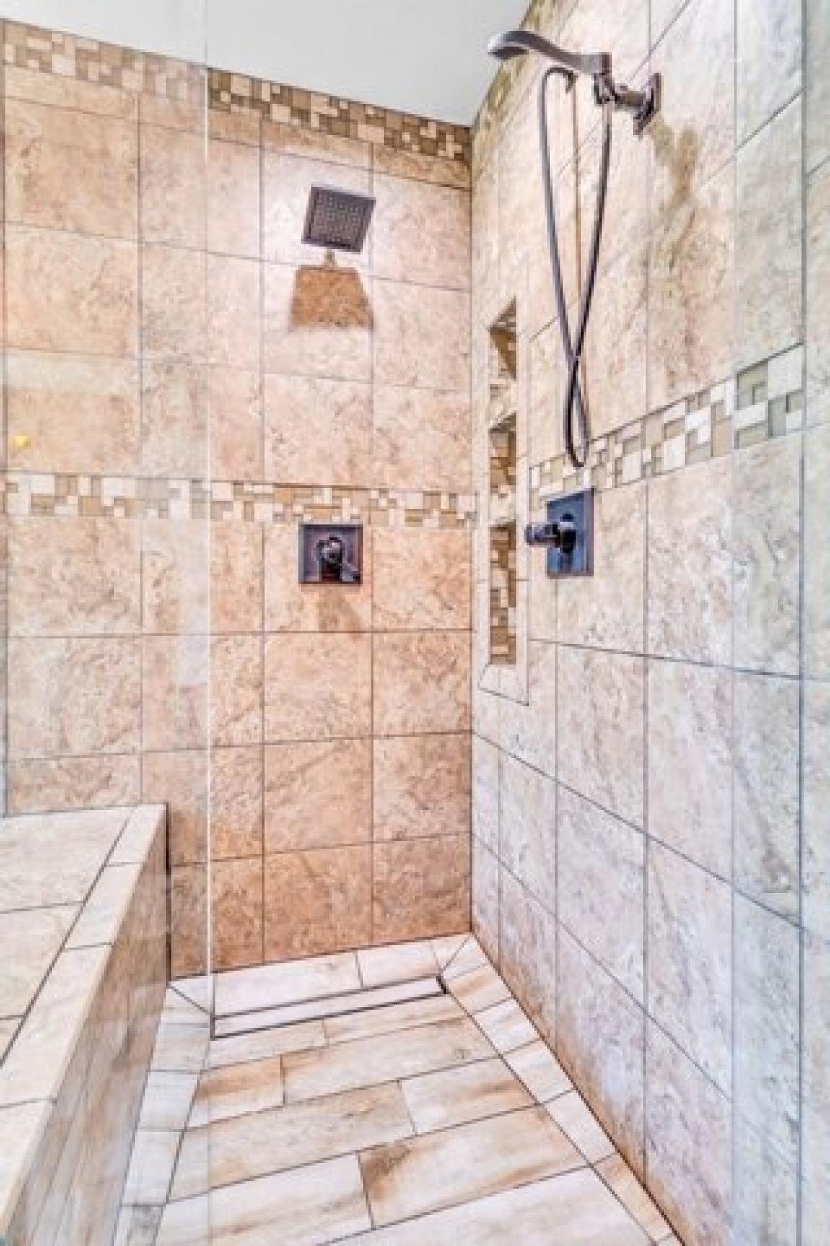 Picture of Home For Sale in Mount Juliet, Tennessee, United States