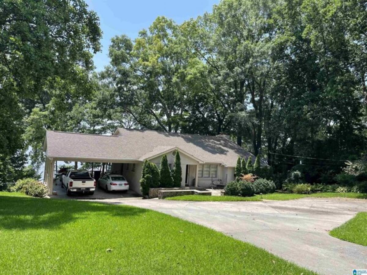 Picture of Home For Sale in Pell City, Alabama, United States